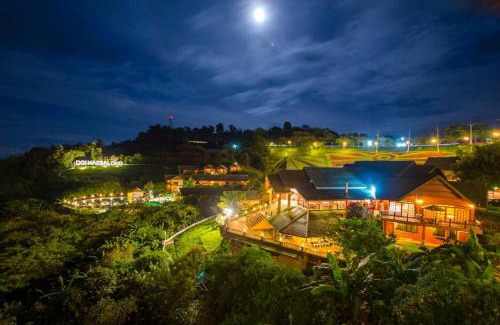Mae Fa Luang Hotel | ดอยหมอกดอกไม้รีสอร์ท DoiMok DokMai Resort