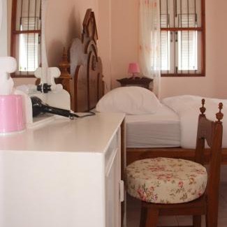 Hua Wiang House | มิสหลุยส์เกสเฮ้าท์