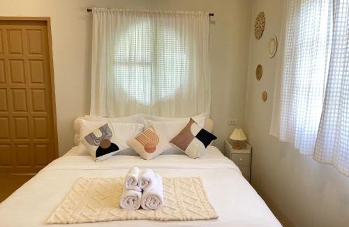 Trat House | อุ่นไอดิน Home Stay