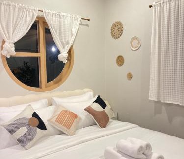 Trat House | อุ่นไอดิน Home Stay