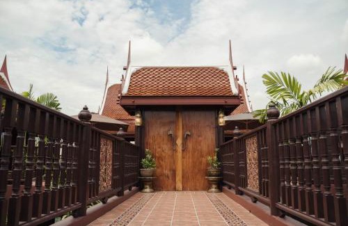 Bueng Kum House | เรือนไทยพราวพิมาน Proudpiman Thai House