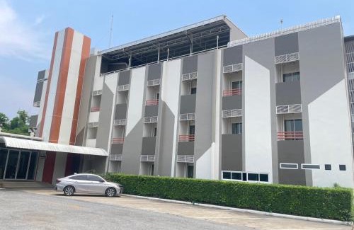Pak Chong Hotel | โรงแรมธาราคีรีเพลส