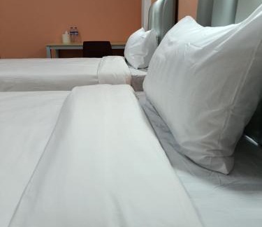 Phetchaburi Hotel | โรงแรม เดอะพีช/The Peach hotel