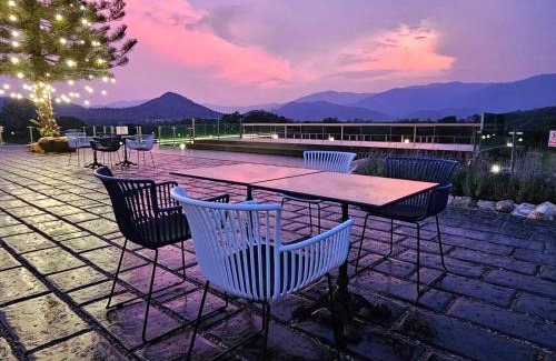Suan Phueng Hotel | โอลิว่า วิว รีสอร์ต