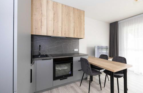 Palanga Apartment | ᴄᴏʜᴏsᴛ I 2BD Family Apartment WITerrace