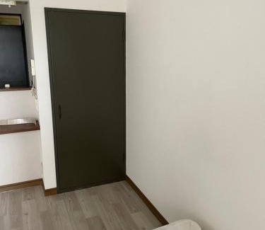 Chuo Ward Apartment | アルピエg 206号室 wifi無料 徒歩圏内にお店多数あります