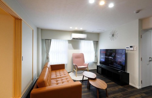 Kumoji Apartment | コンドミニアムHARU 那覇県庁前 202