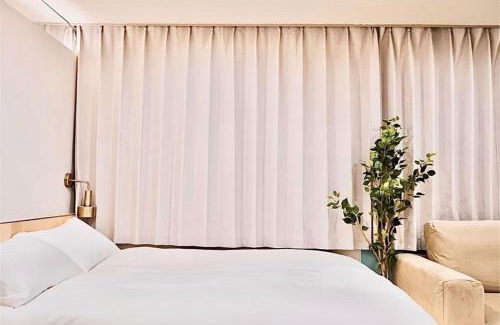 Yushima Hotel | 上野超豪华4人间 东京超级中心Ycod 上野公园3分钟 车站1分钟 超级繁华 免费wifi 戴森吹风