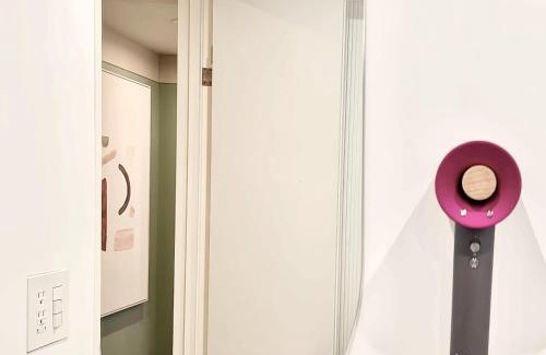 Yushima Hotel | 东京上野超级中心 设计师房间Ybob 上野公园3分钟 车站1分钟 超级繁华 免费wifi 戴森吹风