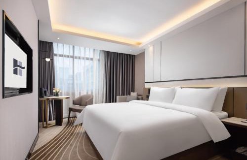 Bao'an Hotel | 中濠悦际酒店深圳前海店
