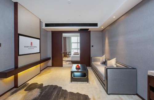 Lianchi District Hotel | 丽呈東谷酒店保定客运中心店