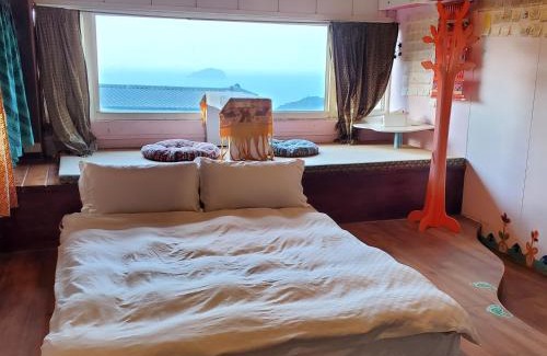 Ruifang House | 九份市下巷石屋民宿