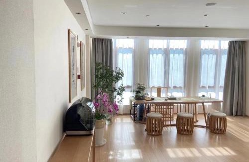 Longyang Hotel | 保山嘉悦兰庭万信至格酒店