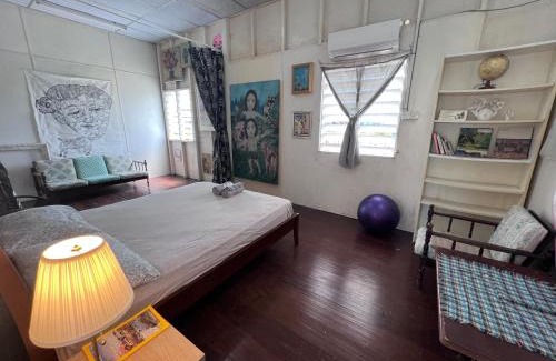 Pulau Ketam Ski Chalet | 吉胆岛 潮汐民宿 Pulau Ketam Tide Homestay