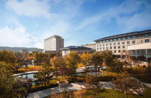 Yuanzhou District Hotel | 固原首旅万信酒店