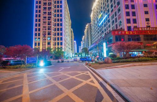 Yongding Apartment | 张家界博亭安屿设计师民宿