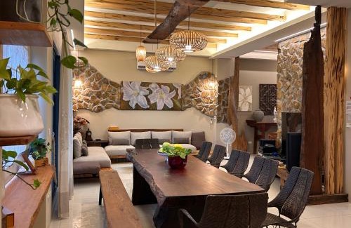 Dongshan Villa | 微風森活 Whispering Breeze Villa