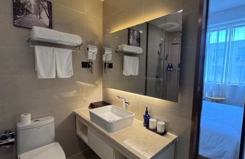 Huayuan Road Area Hotel | 星程郑州郑东新区红专路酒店
