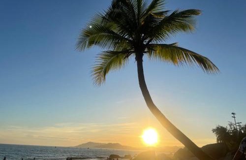 Jiyang Apartment | 暖冬一夏三室两厅套房