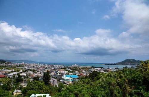 Sashiki House | 月と太陽 -Sol and Mani-