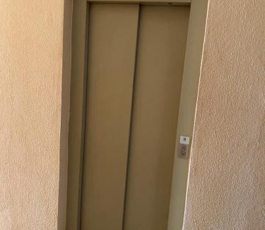 Bissau Apartment | 比绍民宿