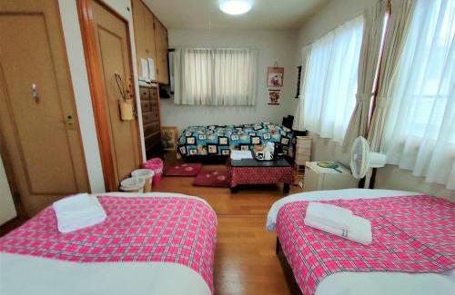 Aira Bed & Breakfast | 民泊マエダハウス B&B Maeda House