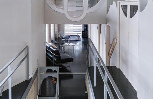 Joetsu Apartment | 浮遊のいえ 建築家原広司の住宅作品 Floating House A Private Stay in the Art of Architect Hiroshi Hara