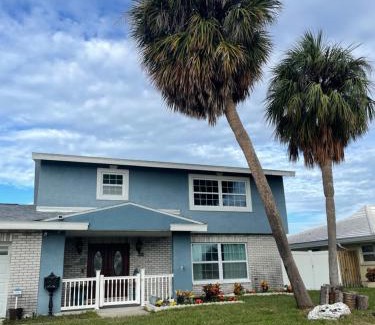 Shore Acres House | 海湾景观休闲独立屋可垂钓靠近达利博物馆