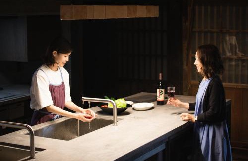 Noto-cho Apartment | 海辺の古民家ホテル 奥能登じろんどん（一棟貸宿）
