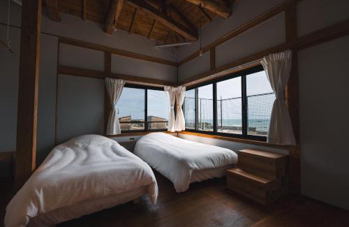 Choshi House | 町に停泊する港のフロント moyai 舫