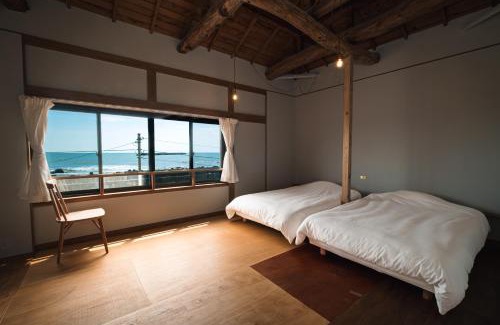 Choshi House | 町に停泊する港のフロント moyai 舫