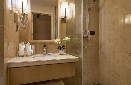 Shijiazhuang City Center Hotel | 石家庄华强诺华廷酒店 Novlion hotel