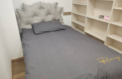 Longwan Apartment | （自助扫码开门D19-429）温州五洲国际loft温馨民宿