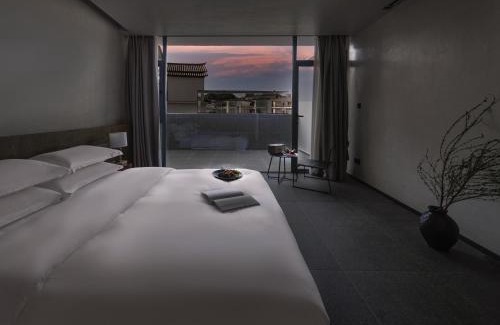 Shuanglang Hotel | 芒澍陶唐之丘海景酒店大理洱海店