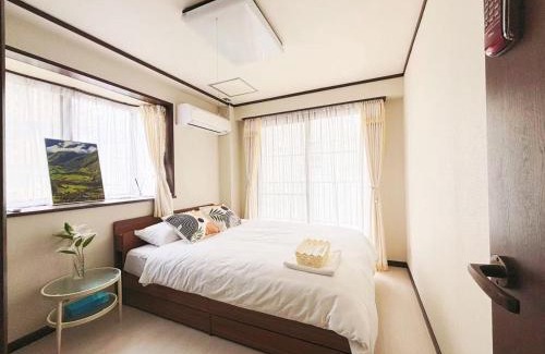 Kawaguchi Apartment | 花乃郷 川口b 駅徒歩5分 上野 秋葉原 東京直通 池袋 新宿20分圏内 WiFi付き 洋室 温泉施設近く