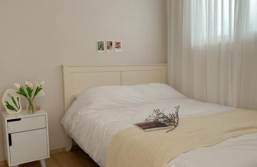Mangwon-dong Apartment | 메종 홍대 망원 합정 33Stay YG 콘서트