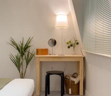 Hoehyeon-dong Apartment | 스테이프랑