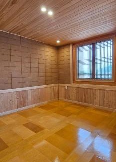 Seolcheon-myeon Cabin | 완주의봄 한옥독채펜션 황토방과 찜질방 사우나
