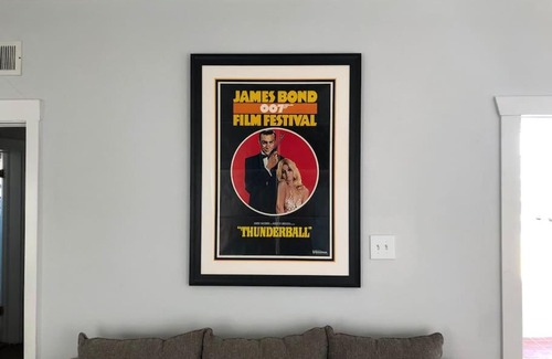 El Paso House | 007 themed airbnb Yes 5 min FORT BLISS