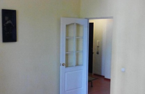 Vtoraya Pyatiletka Apartment | 1-ком. квартира