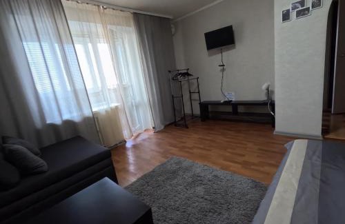 Novomoskovs'k Apartment | 1 кімнатна квартира