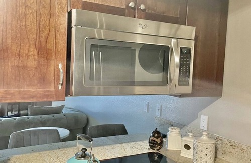 Cherry Creek Condo | 1/2 a block from cherry creek north shops