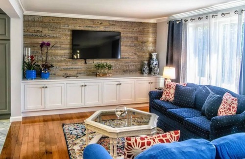 West Hyannisport House | 1.4 Miles to Craigville Beach/2.2 Miles to Main St