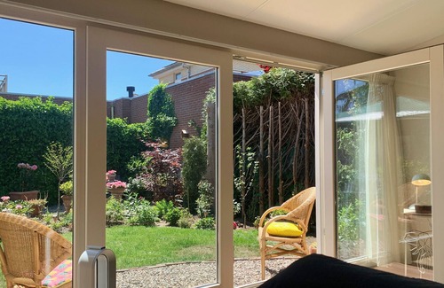 Ulft Apartment | 1-4 pers. 60 m2 Luxury Apartment Very Private 100% solar