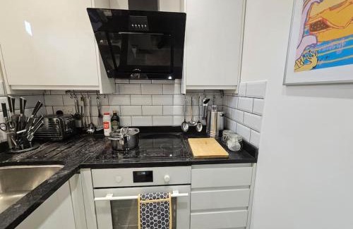 Luton Apartment | 1 Bed House Luton town center