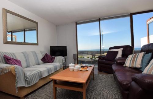 Westleigh Apartment | 1 bed in Westward Ho 61767