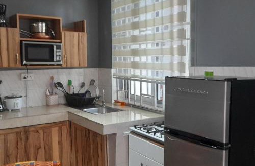 Accra Apartment | 1 Bed Sleeps 2 Apartment - Free parking - Tv