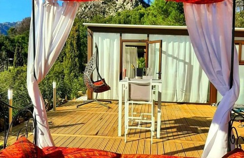 Casares House | 1 Bed, Sleeps 2, Tennis, Pool, Sauna