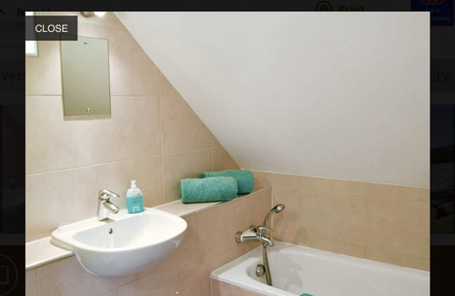Peak District Apartment | 1 Bedroom, 1 Bathroom Apartment with Parking.