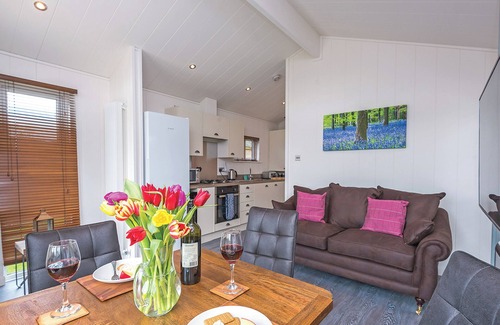 Holton Heath Ski Chalet | 1 bedroom accommodation in Holton Heath